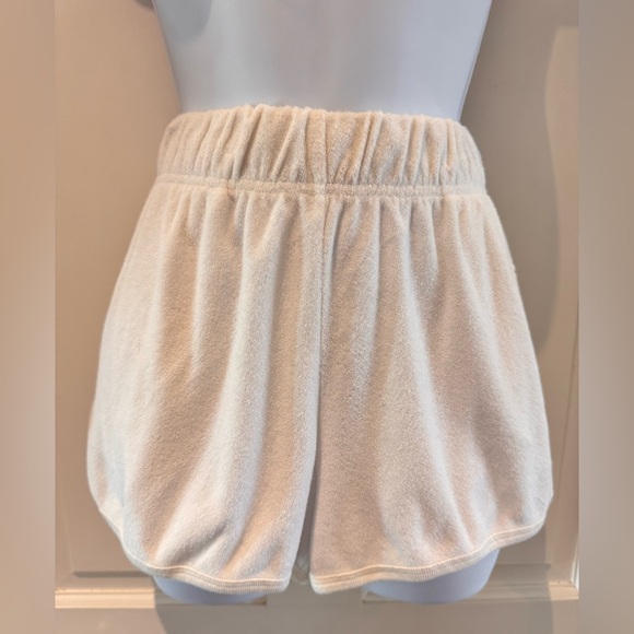 🔥HP🔥NWOT - PINK Victoria's Secret Beach Terry Varsity Shorts in White Size Large - Picture 12 of 16